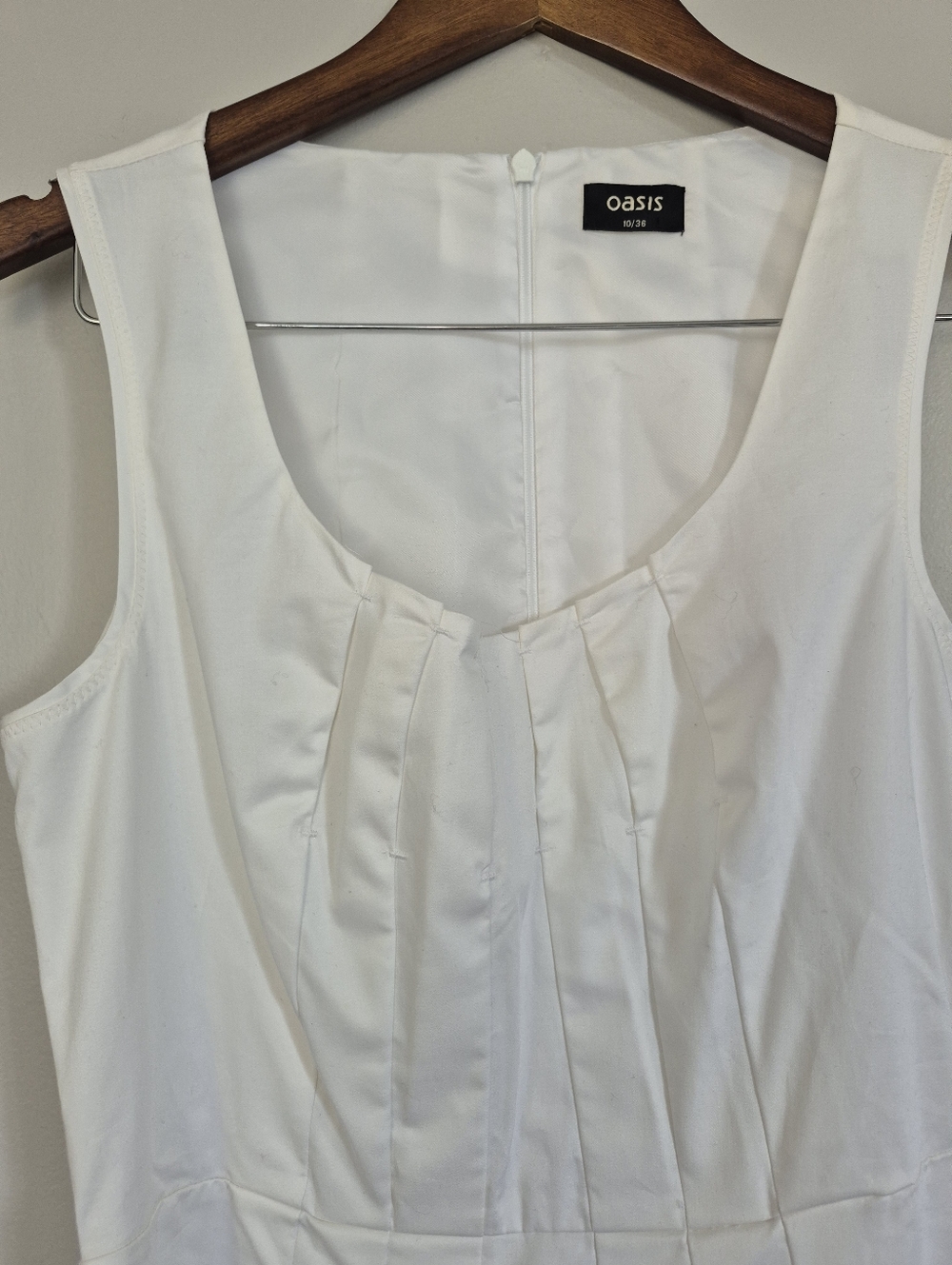 Oasis White Cotton Sleeveless Dress Accordian Pleats Red Belt Lined Size 10 - Picture 11 of 11